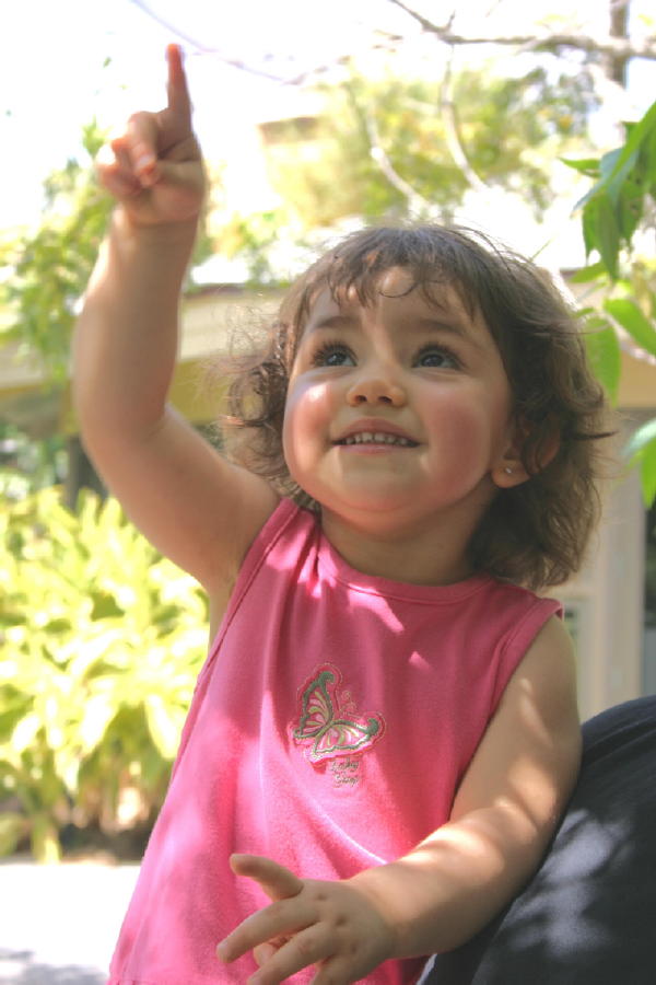 Graciela pointing to bird